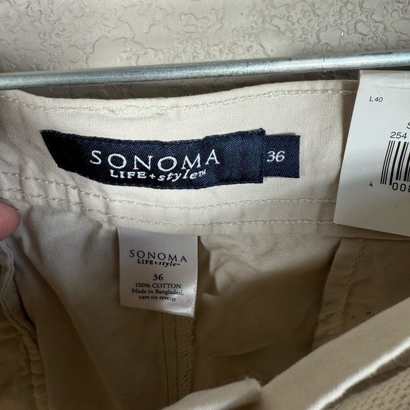 Sonoma Cream Cargo Shorts Casual Comfort - Picture 2 of 4